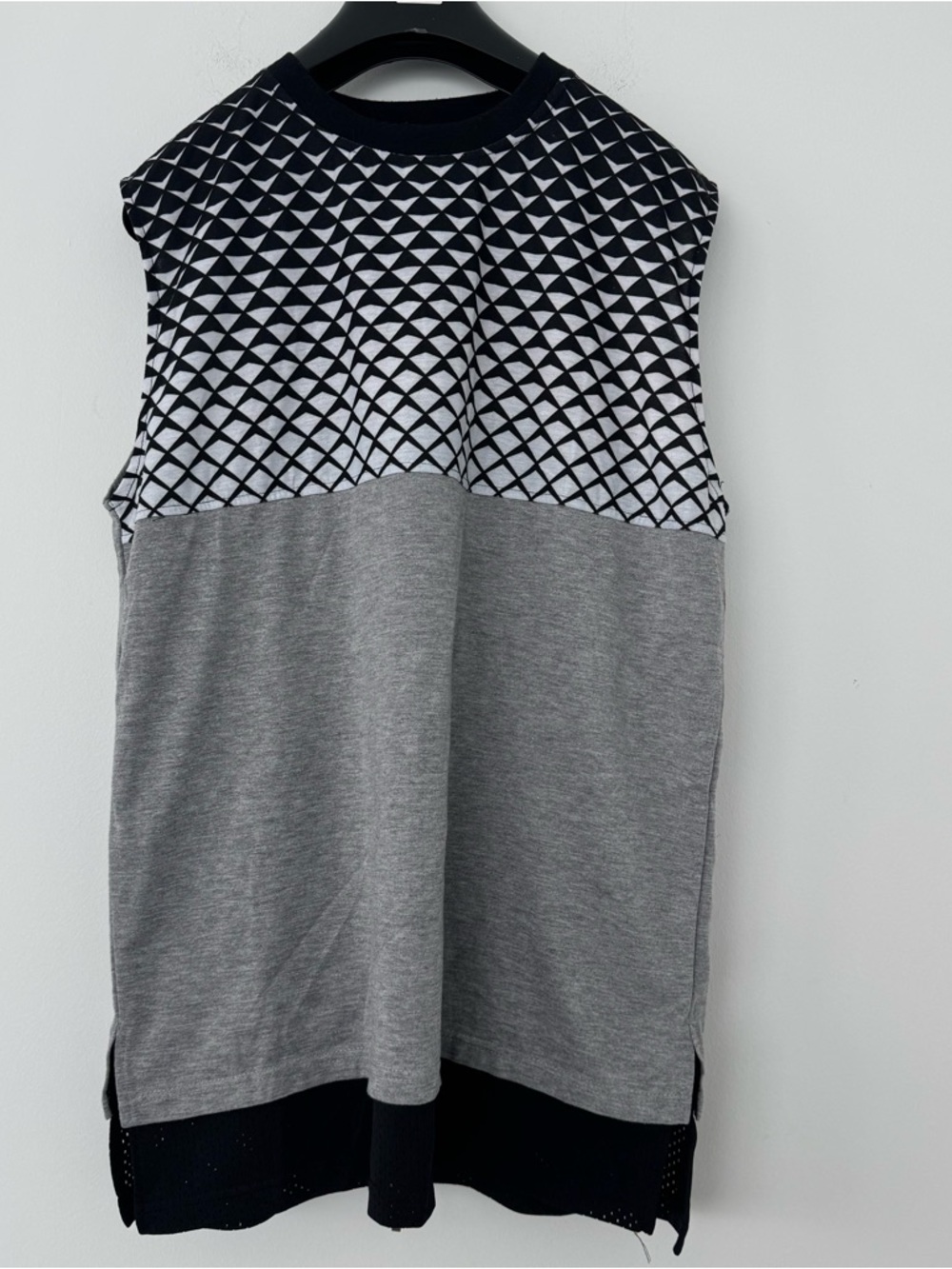 Imperious IMP Geometric Tank Top Mens L Grey Black Colorblock Layered Zip Shirt